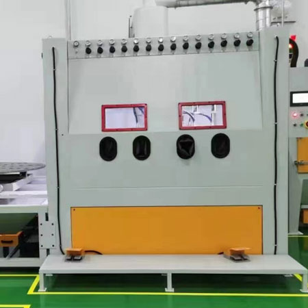 保亭高效生产，从箱体手动喷砂机开始，提升零部件质量